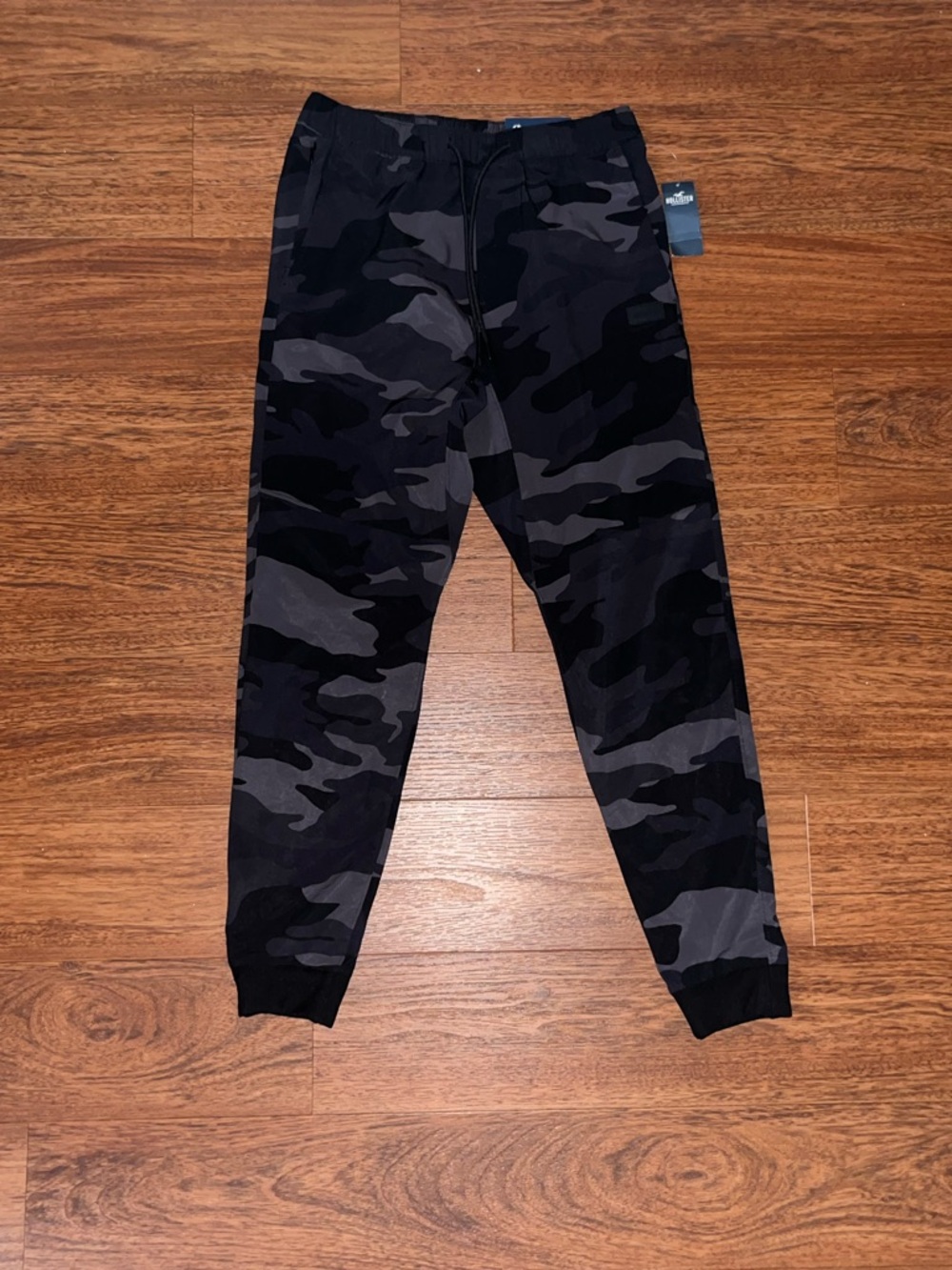 Hollister Men's Black & Gray Camo Joggers